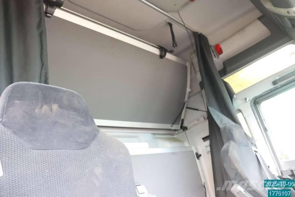 MAN TGX 26.440 Cabines e interior