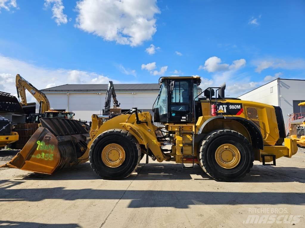 CAT 980M Carregadeiras de rodas