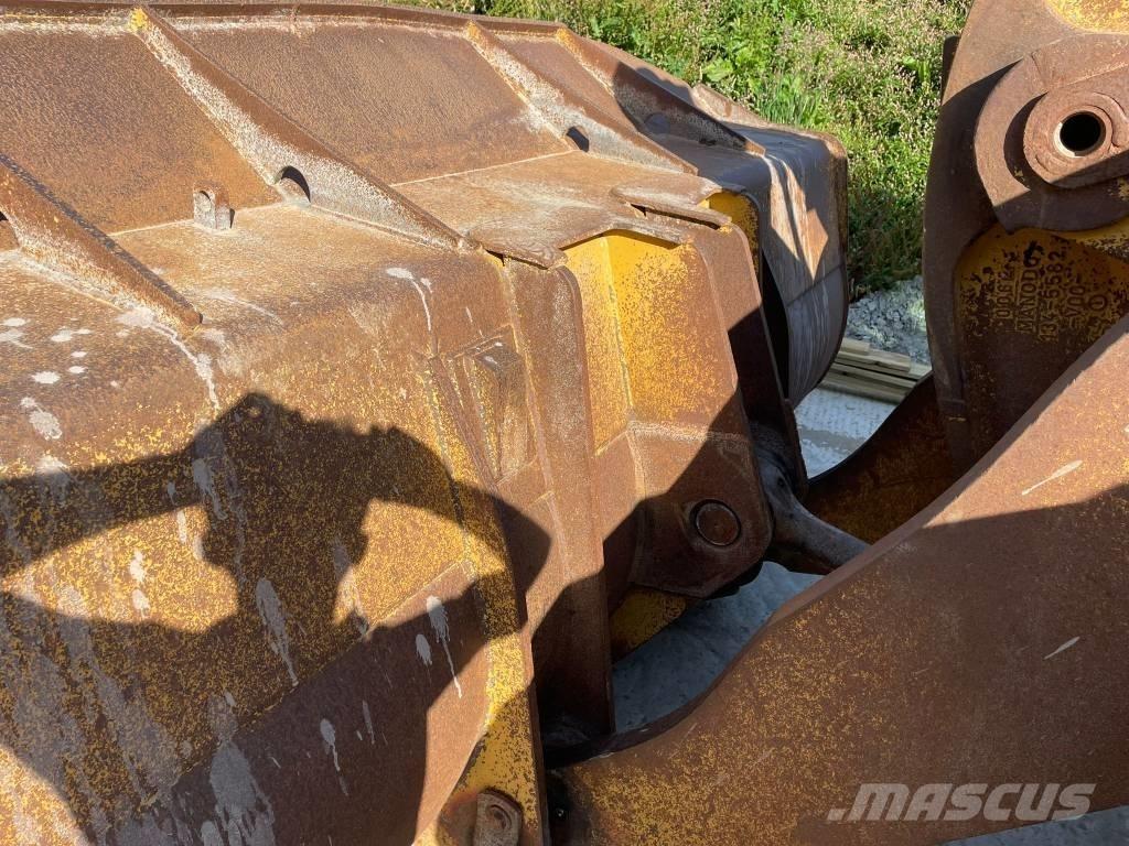 CAT 966 G Carregadeiras de rodas