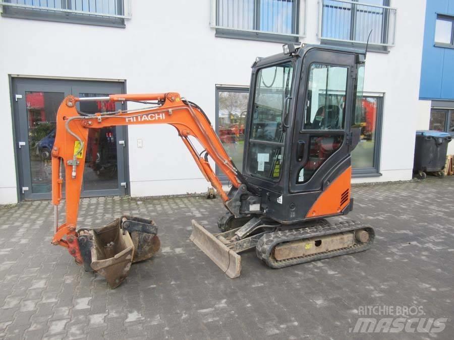 Hitachi ZX 17 U-2 Miniescavadeiras