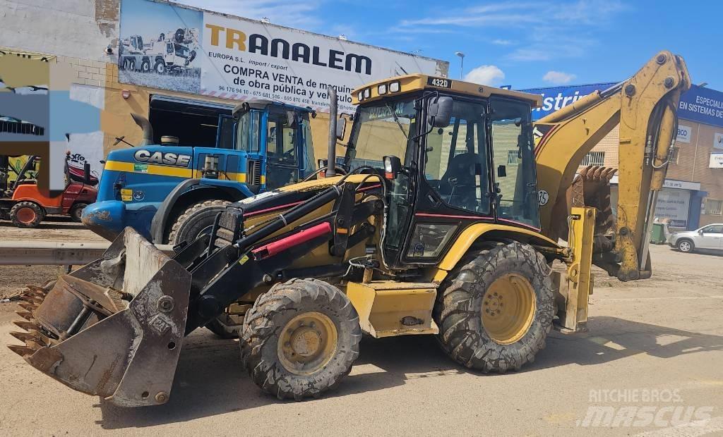CAT 432 D Retroescavadeiras