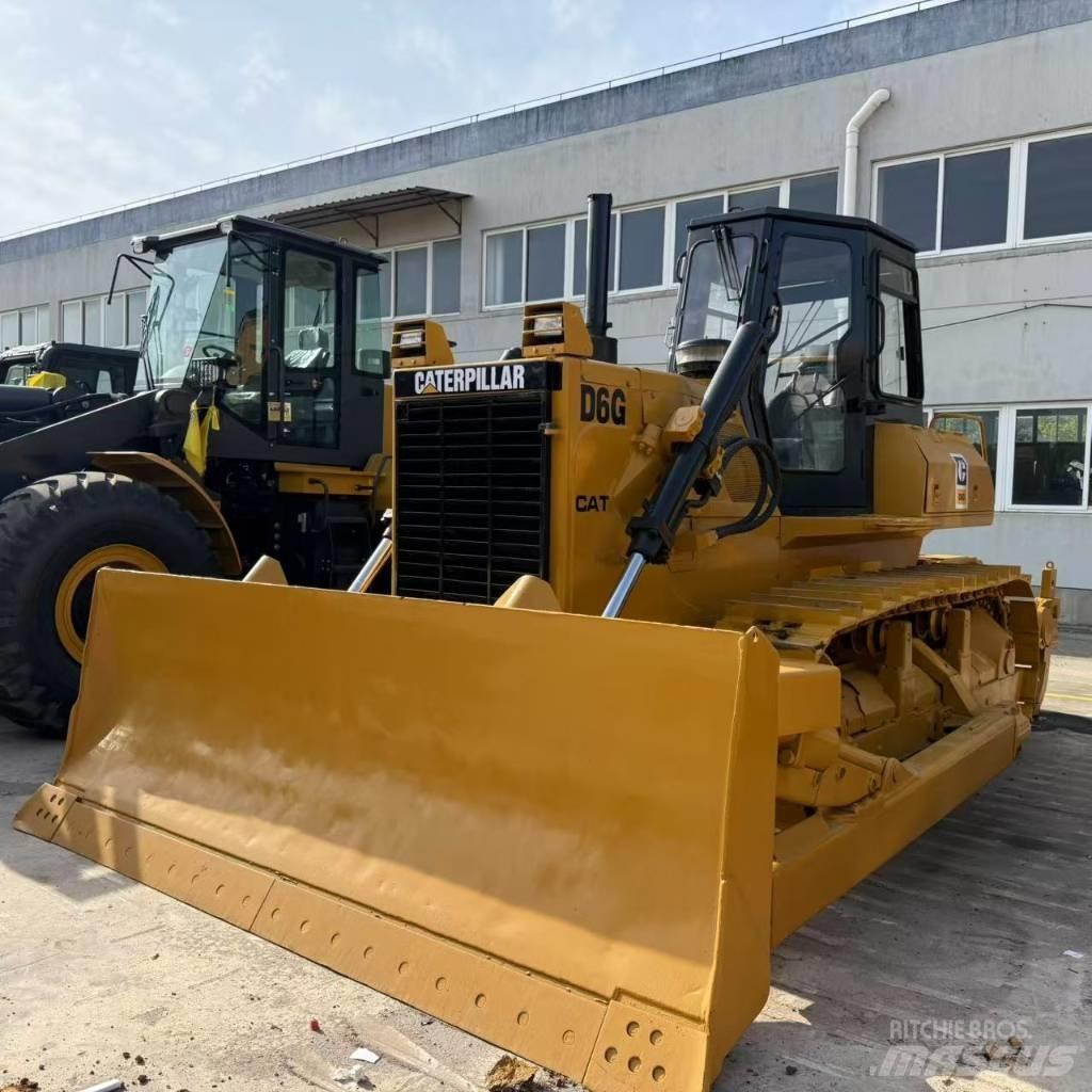 CAT D 6 G Dozers - Tratores rastos