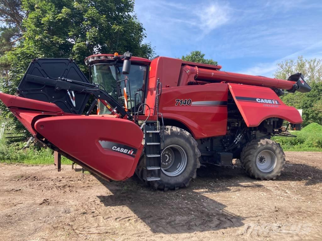 Case IH 7140 Ceifeiras debulhadoras
