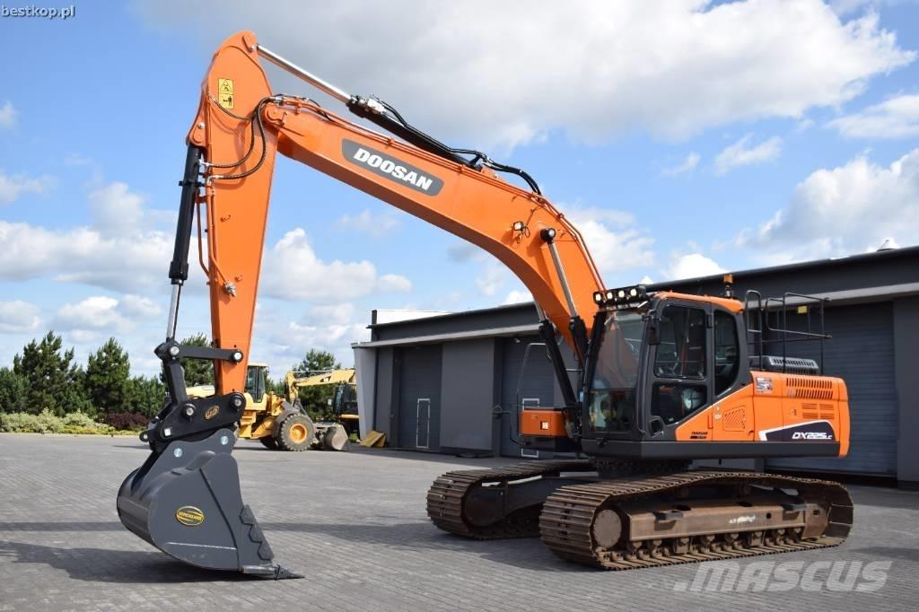 Doosan DX 225 LC-5 Escavadeiras de esteiras