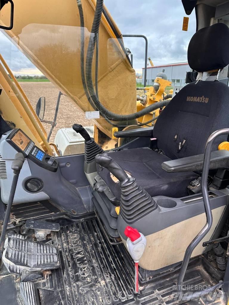 Komatsu PC 240 NLC-8 Escavadeiras de esteiras