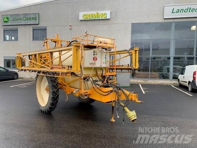 Dubex ANH 700N Pulverizadores rebocados