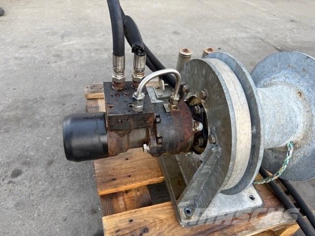 Woma USED WINCH Acessórios e peças de equipamento de perfuração