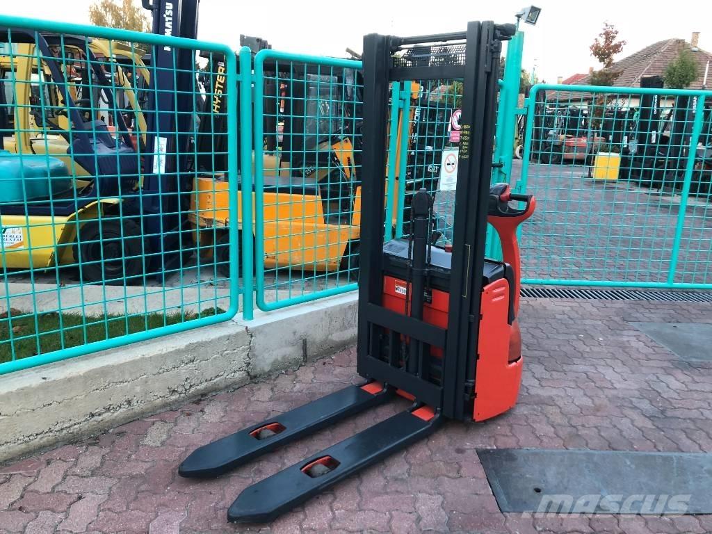 Linde L 12 V-3108 Empilhador para operador externo