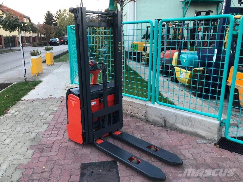 Linde L 12 V-3108 Empilhador para operador externo
