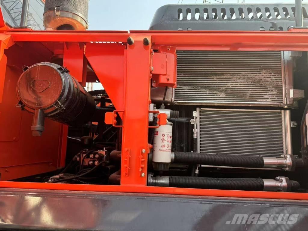 Doosan DX 300 LCA Escavadeiras de esteiras