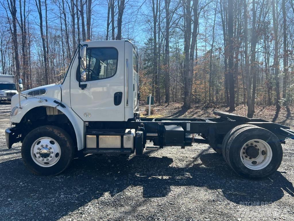 Freightliner M2106 Cavalos Mecânicos
