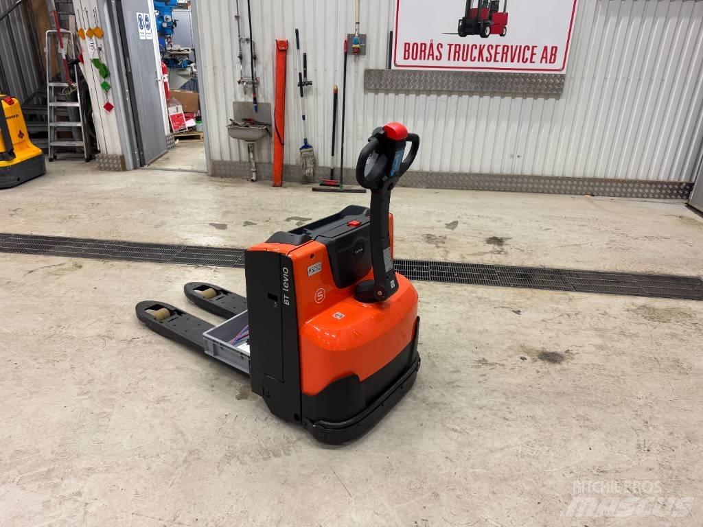 BT Toyota LWE 180 Porta palettes