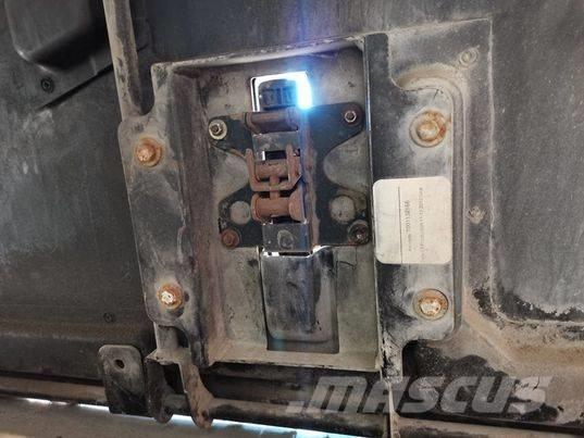 CAT TH 336B mask Cabina