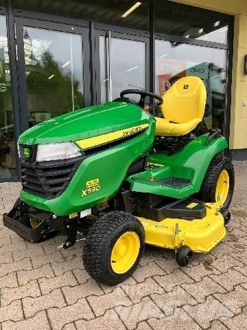 John Deere X590 Corta-Relvas Riders