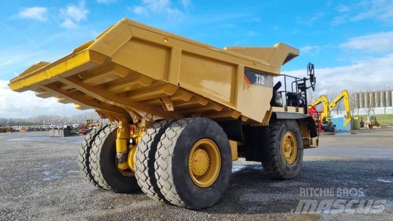 CAT 772 Camiőes basculantes rígidos