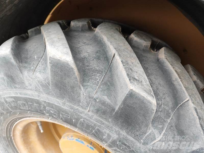 CAT 908 Carregadeiras de rodas