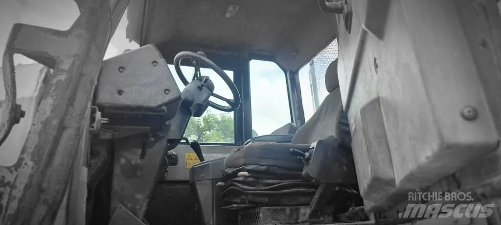 Komatsu HM 300-2 Caminhões articulados