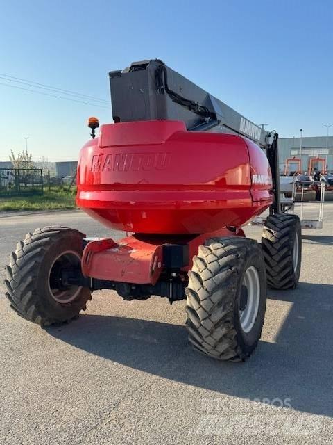 Manitou 200 ATJ Plataformas de braço compactas auto-propulsão