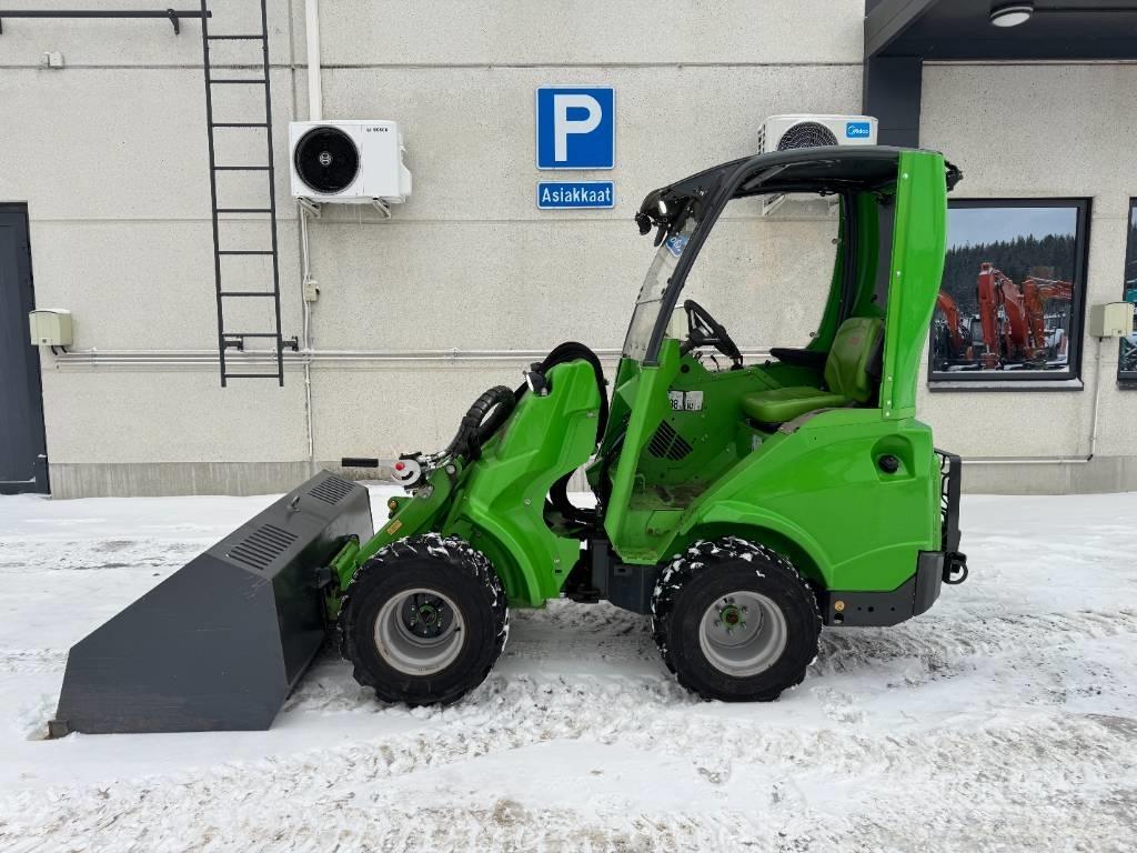 Avant R 28 Mini carregadoras
