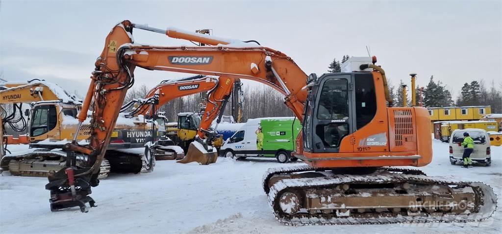Doosan DX235LCR Escavadeiras de esteiras