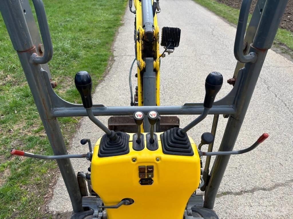Wacker Neuson 803 Miniescavadeiras