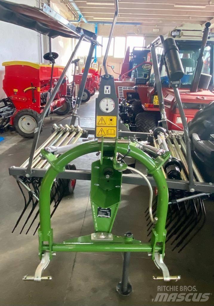 Fendt Former 400 DN Ancinho virador