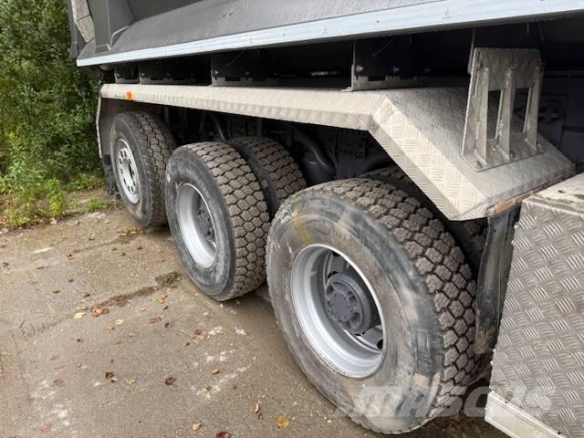 Volvo Penta FMX Camiões basculantes