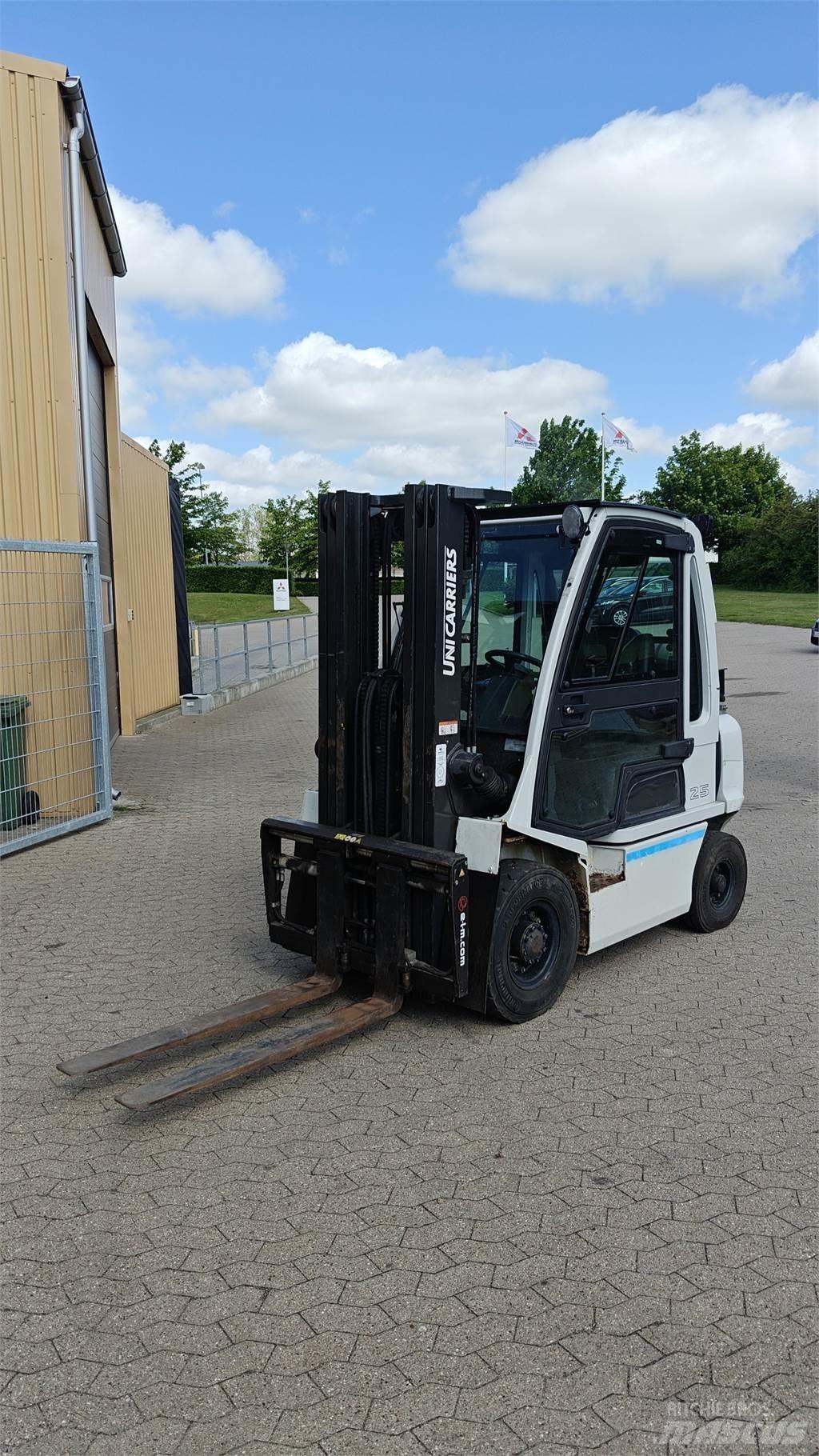 UniCarriers DX20 Empilhadores a gás