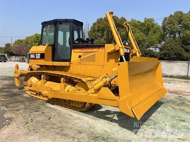 CAT D 6 G Dozers - Tratores rastos
