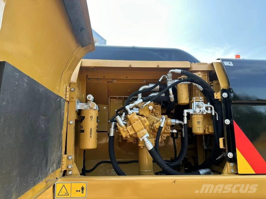 CAT 330 D Escavadeiras de esteiras
