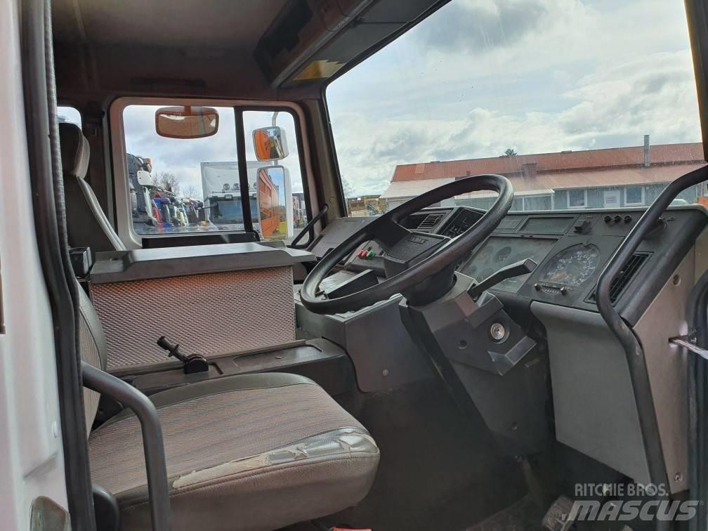 Volvo FE618 Plataformas aéreas montadas em atrelados