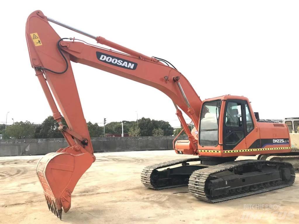Doosan DH 225 LC-9 Escavadeiras de esteiras
