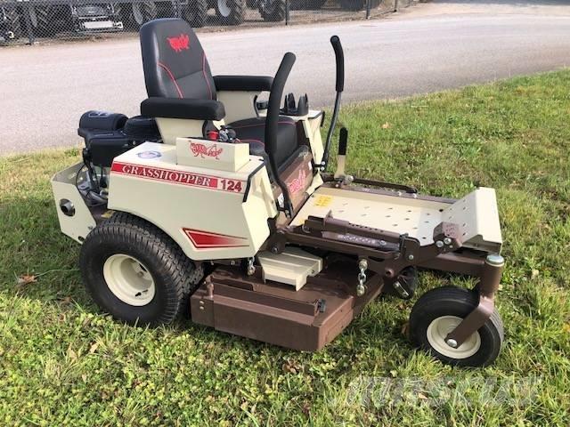 Grasshopper 124V-41 Corta-Relvas Riders