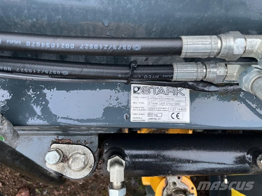 Stark Uar 3750/1800 Lâminas de neve e arados