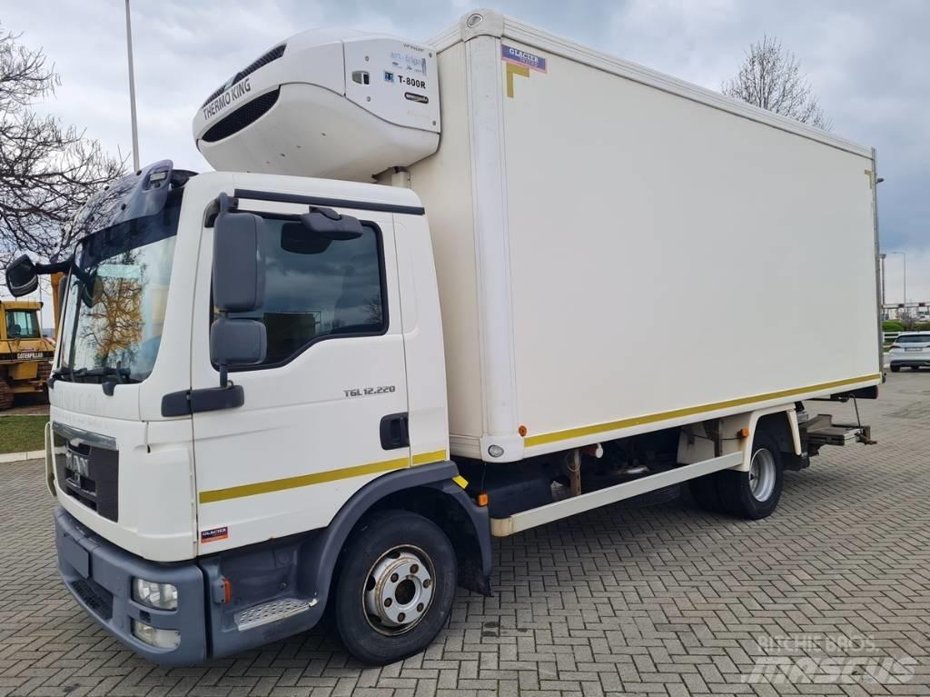MAN 12.220 5.6m Caminhões caixa temperatura controlada