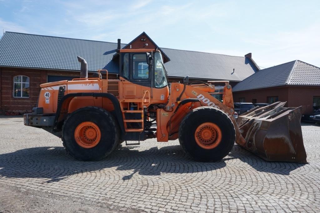 Doosan DL 400 Carregadeiras de rodas