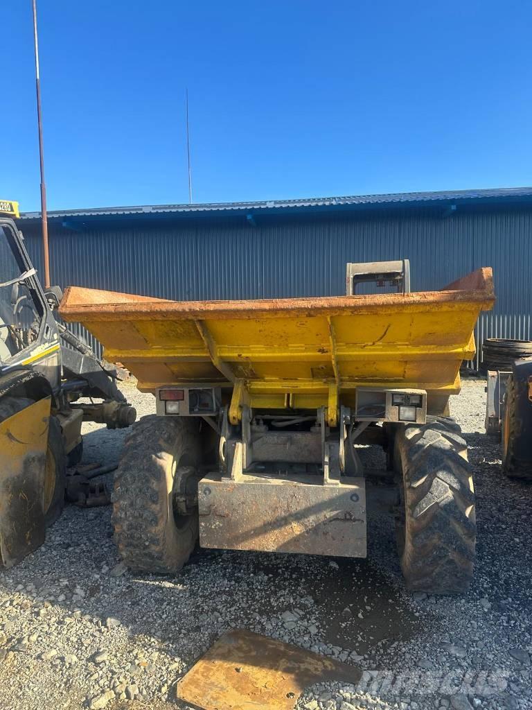  UTRANAZZ D8000 Chassis e suspensões