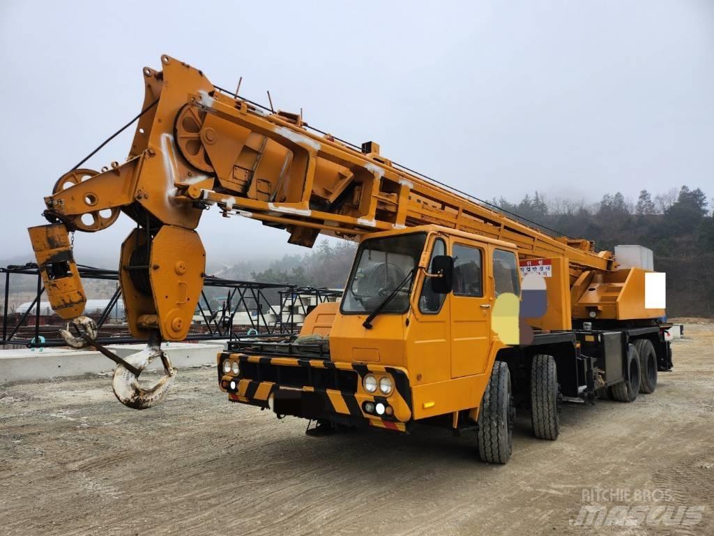 Hyundai HC 50 Gruas Todo terreno