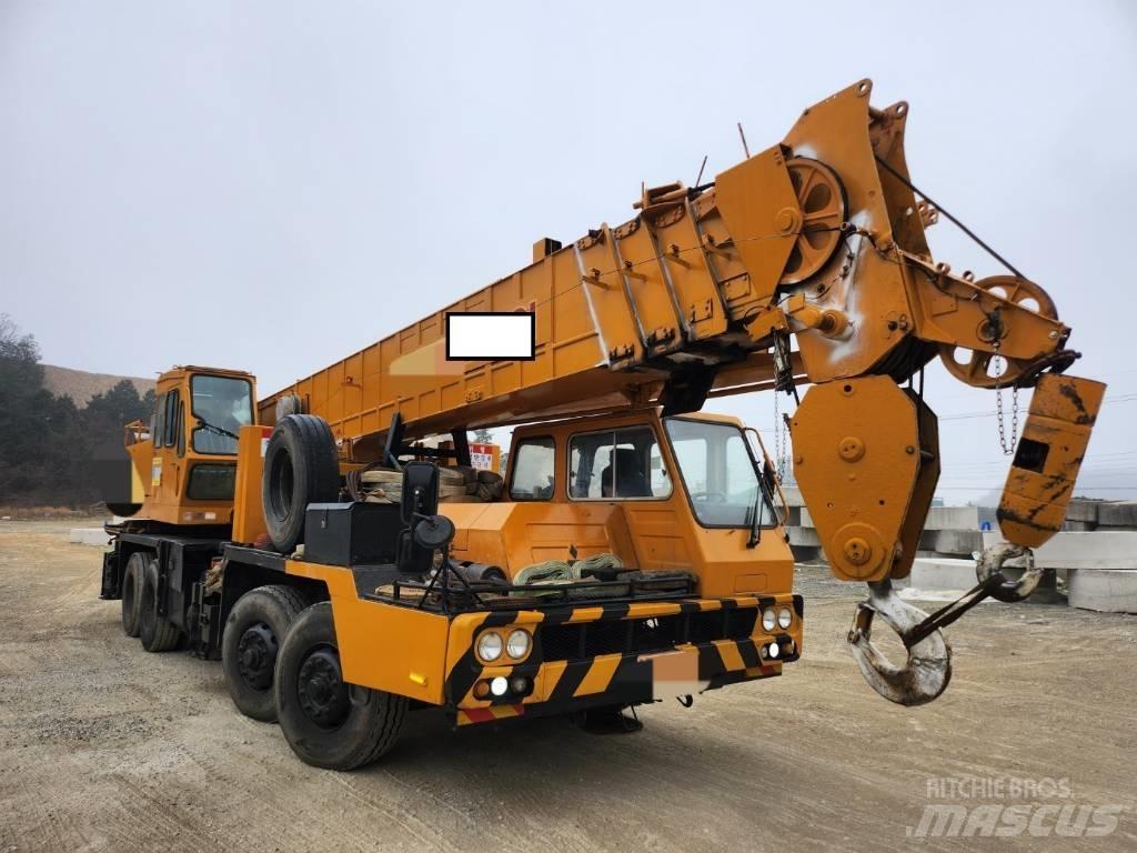 Hyundai HC 50 Gruas Todo terreno