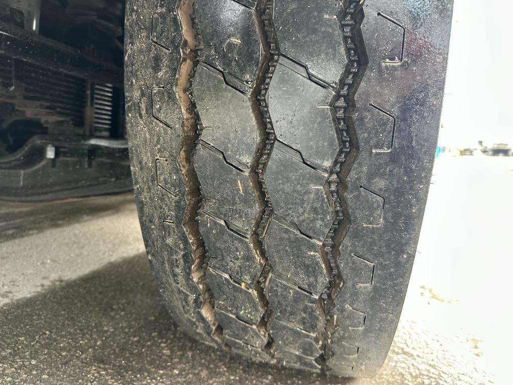 Mack MRU 613 Camiões de lixo