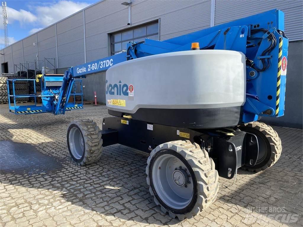 Genie Z60/37 DC Elevadores braços articulados