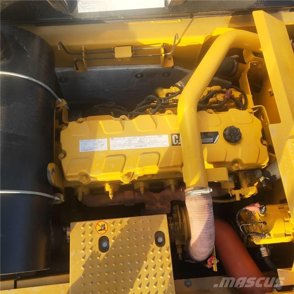 CAT 340D2 Escavadeiras de esteiras