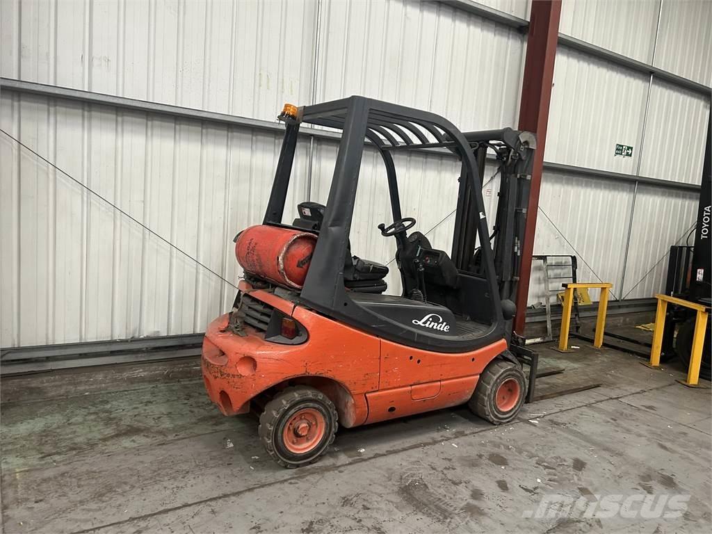 Linde H20T-03 Empilhadores a gás
