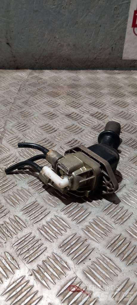 MAN TGA  81523156171 Cabines e interior