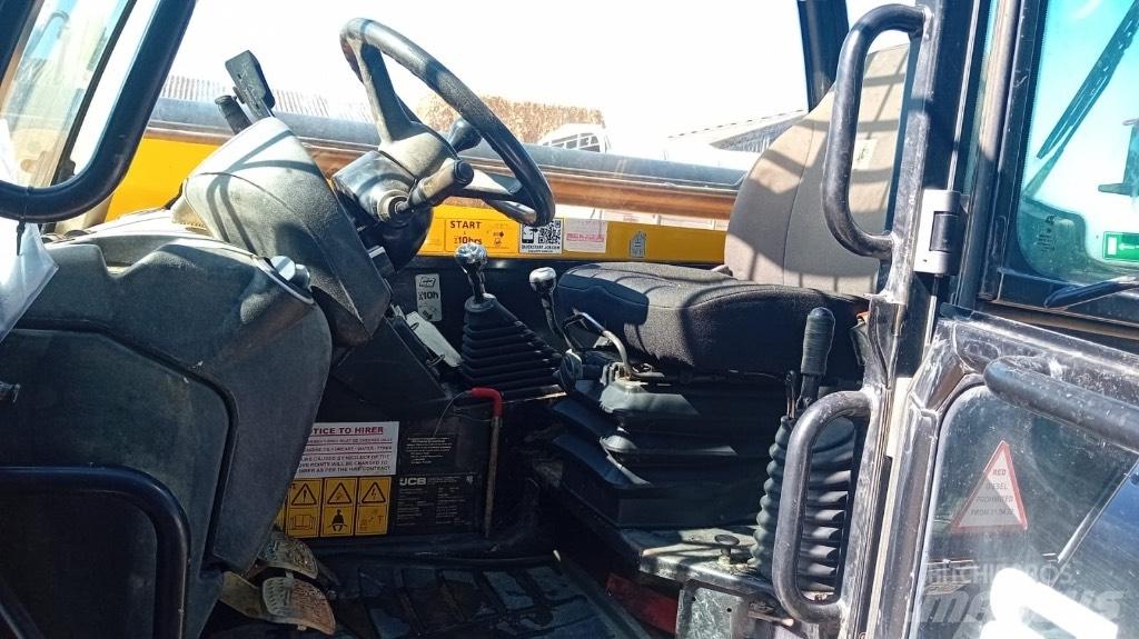 JCB 540-140 Manipulador telescópico