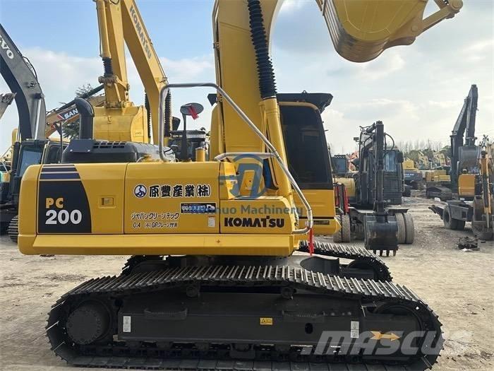 Komatsu PC200-8MO Escavadeiras de esteiras
