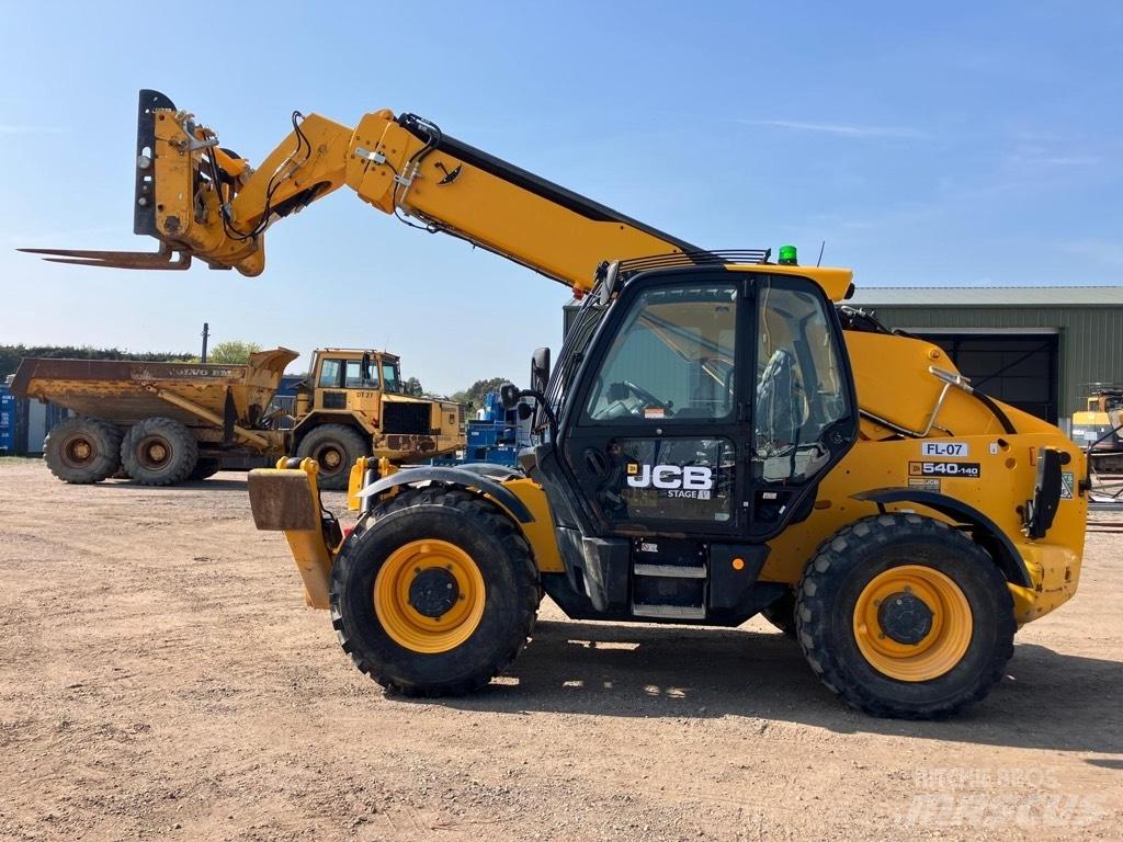 JCB 540-140 Manipulador telescópico