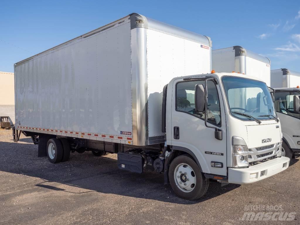 Isuzu NRR Caminhões de caixa fechada