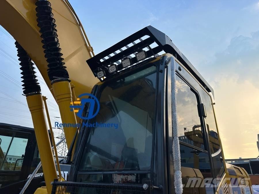 Komatsu PC 220-8 Escavadeiras de esteiras