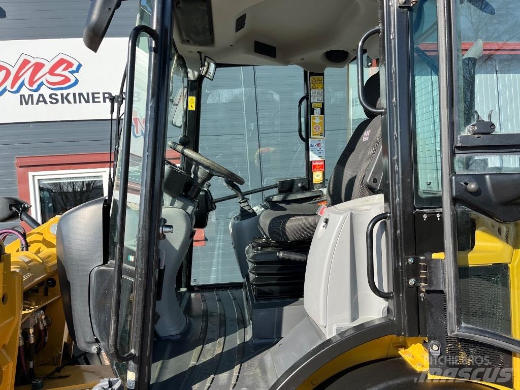 CAT 908M-22 1670Tim Carregadeiras de rodas